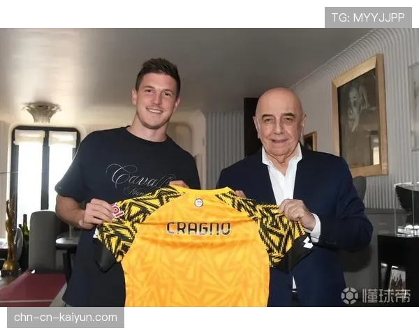 科维尔恰诺基地开设新课程,面向意甲青年队教练传授现代四后卫防守组织理念 科维尔恰诺基地开设新课程,面向意甲青年队教练传授现代四后卫防守组织理念